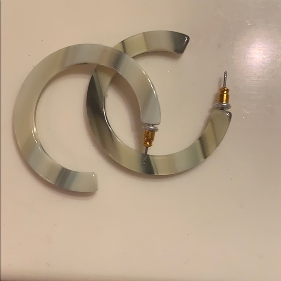 Dress Up Earrings - Picture 2 of 2